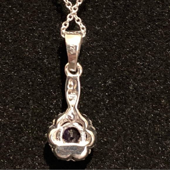 African Amethyst in 925 Sterling Silver pendant on Sterling Silver chain. - Picture 4 of 5